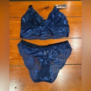 Escante top and bottom set